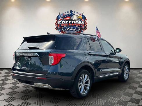 Used 2023 Ford Explorer XLT w/ Equipment Group 202A AWD/4WD image 5