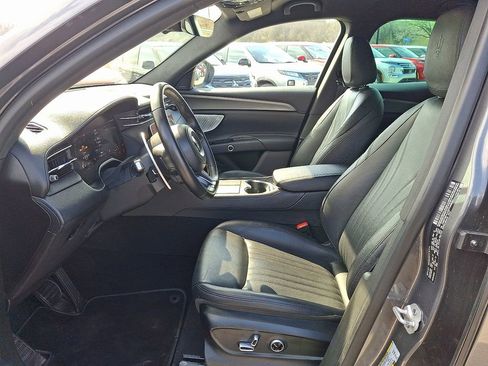 Used 2024 Maserati Grecale GT AWD/4WD image 13