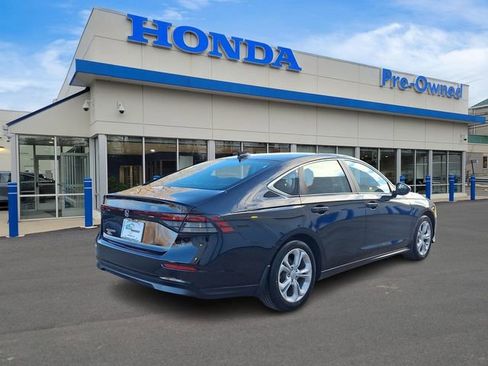 Used 2025 Honda Accord LX image 4