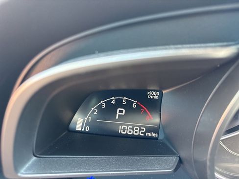 Used 2018 MAZDA MAZDA3 Touring FWD image 13