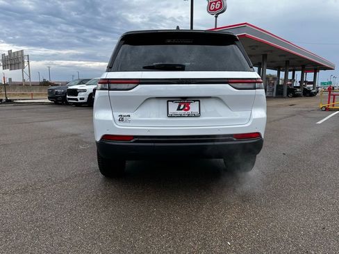 New 2025 Jeep Grand Cherokee Limited AWD/4WD image 7