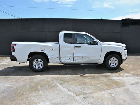 Used 2024 Nissan Frontier S w/ Technology Package image 8