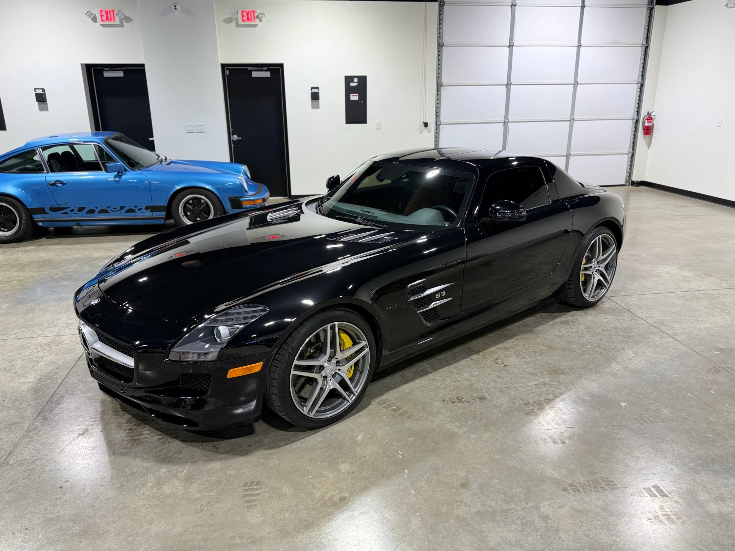 Used 2011 Mercedes-Benz SLS AMG Coupe image 14