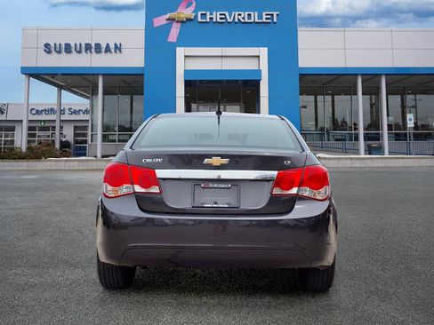 Used 2014 Chevrolet Cruze LT FWD image 6