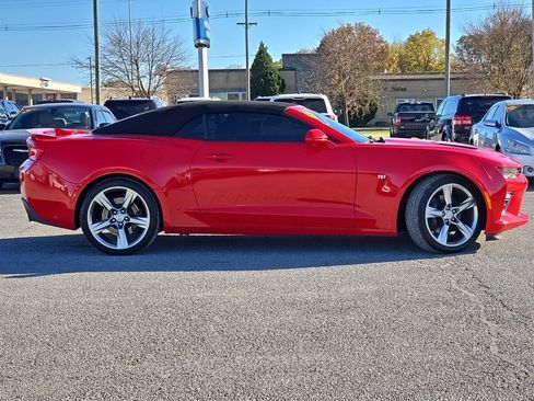 Used 2017 Chevrolet Camaro SS image 8