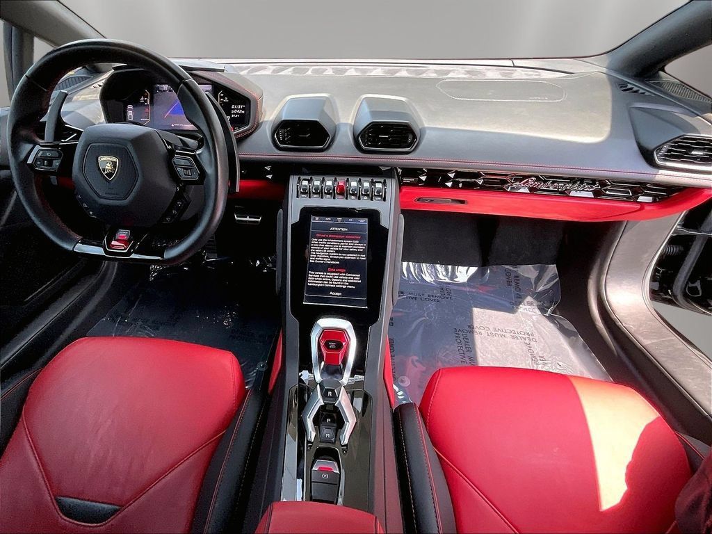 Used 2020 Lamborghini Huracan EVO AWD/4WD image 7