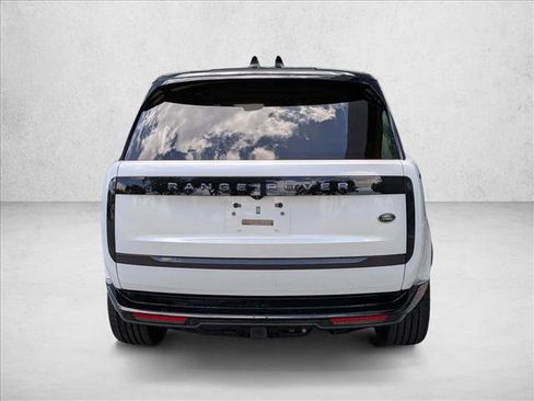 Used 2023 Land Rover Range Rover Long Wheelbase SE AWD/4WD image 7