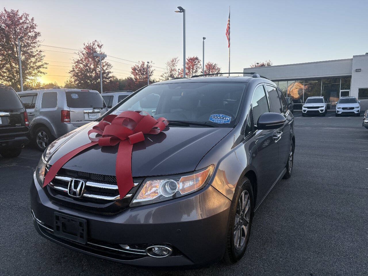 Used 2016 Honda Odyssey Touring Elite image 1