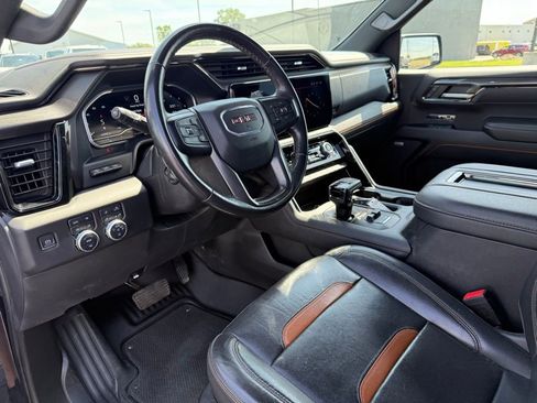 Used 2022 GMC Sierra 1500 AT4 w/ AT4 Premium Package AWD/4WD image 12