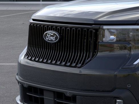 New 2025 Ford Maverick Lobo image 18