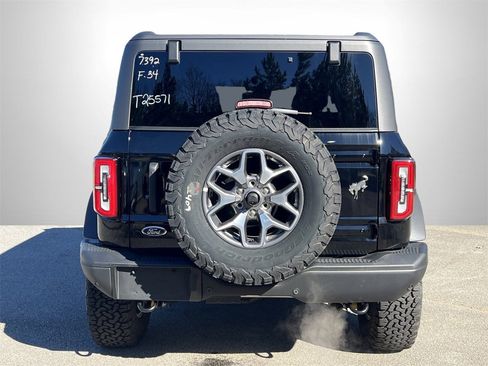 New 2025 Ford Bronco Badlands image 23
