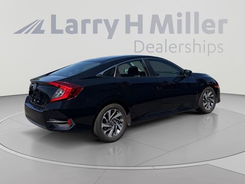 Used 2016 Honda Civic EX image 5