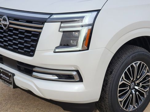 New 2026 Nissan Armada SL image 9