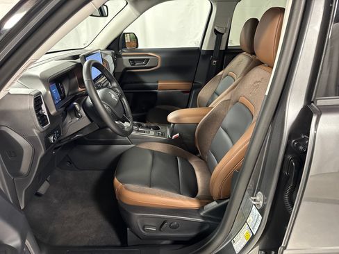Used 2026 Ford Bronco Sport Outer Banks AWD/4WD image 3