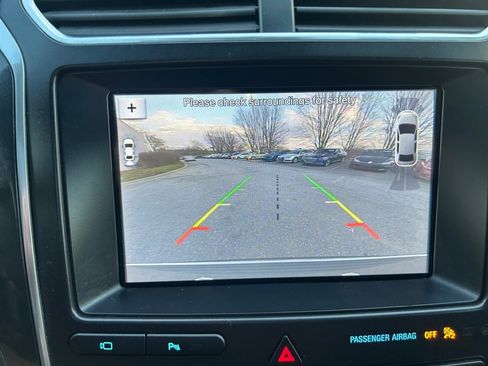 Used 2019 Ford Explorer Limited w/ Class III Trailer Tow Package image 19