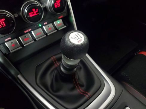 Used 2022 Subaru BRZ Limited image 28