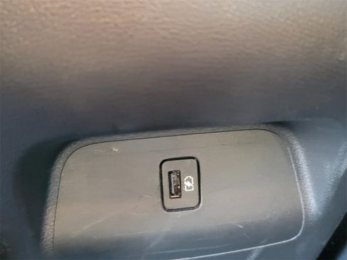 Certified 2024 Nissan Sentra SR w/ Trunk Package image 27