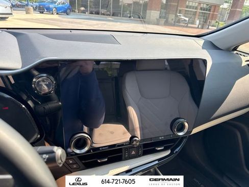 New 2025 Lexus NX 350h AWD w/ Accessory Package (2T) image 27