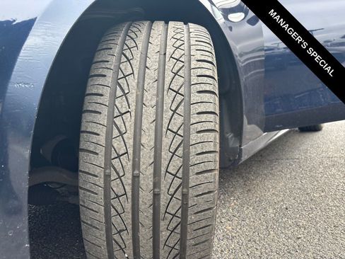 Used 2018 Mercedes-Benz E 300 4MATIC image 11