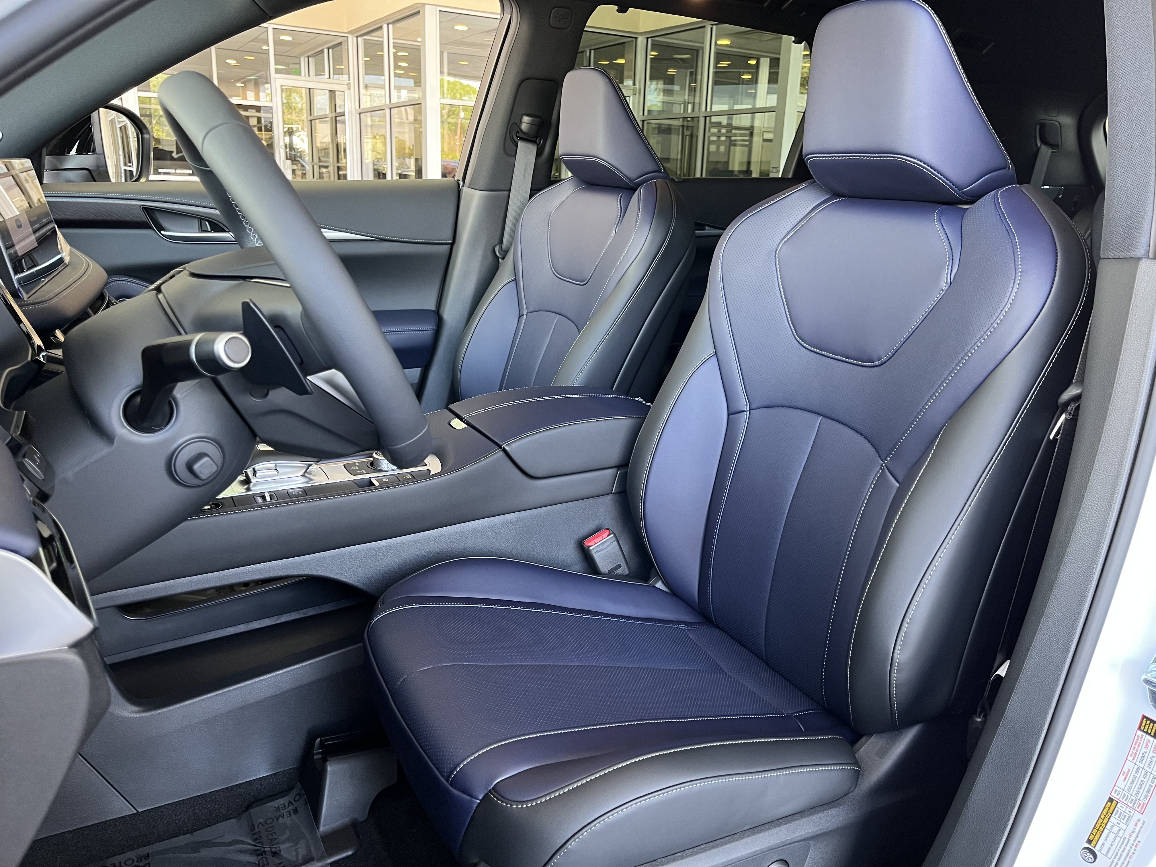 Used 2026 INFINITI QX60 Sport w/ Dark Cargo Package AWD/4WD image 13