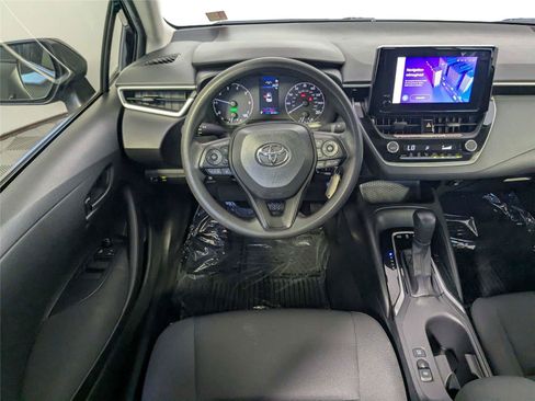 Used 2024 Toyota Corolla LE FWD image 10