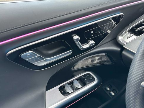 Used 2025 Mercedes-Benz E 53 AMG e 4MATIC Sedan image 33