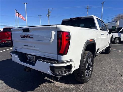 New 2026 GMC Sierra 2500 Denali w/ Denali Reserve Package image 11