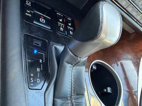 Used 2018 Lexus RX 450h AWD w/ Premium Package image 26