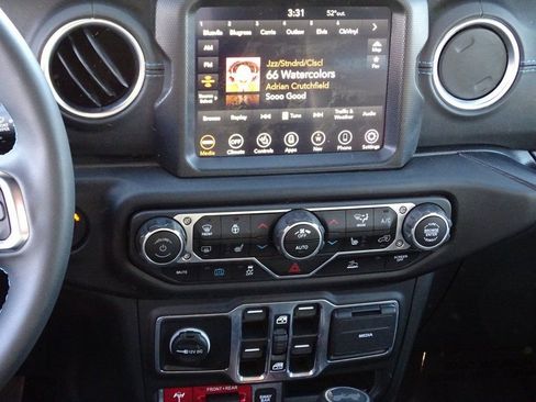 Used 2023 Jeep Wrangler Unlimited Rubicon 4xe w/ Cold Weather Group image 15