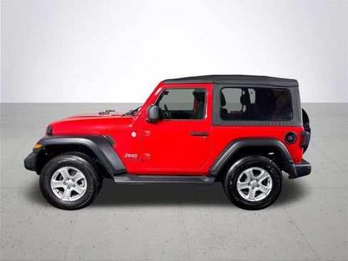 Used 2018 Jeep Wrangler Sport image 9