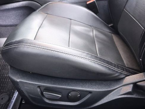 Used 2020 Ford Mustang Premium RWD image 30