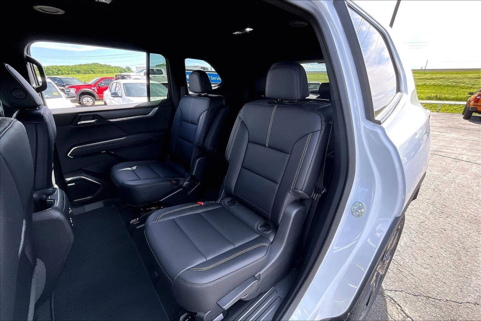 New 2026 GMC Acadia Elevation w/ Black Edition FWD image 10