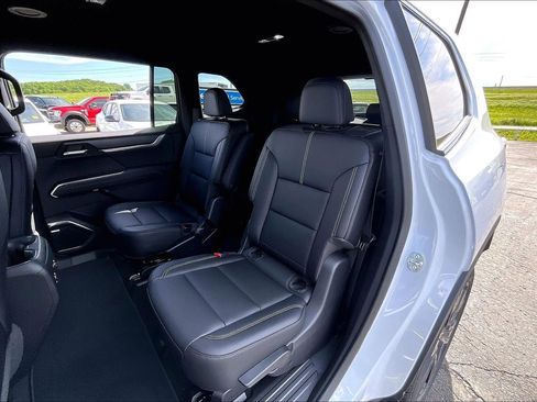 New 2026 GMC Acadia Elevation w/ Black Edition FWD image 10