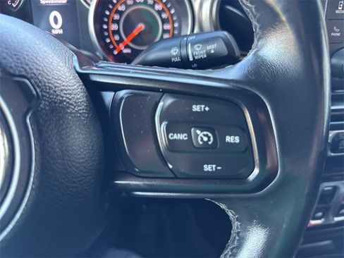 Used 2019 Jeep Wrangler Sport image 16