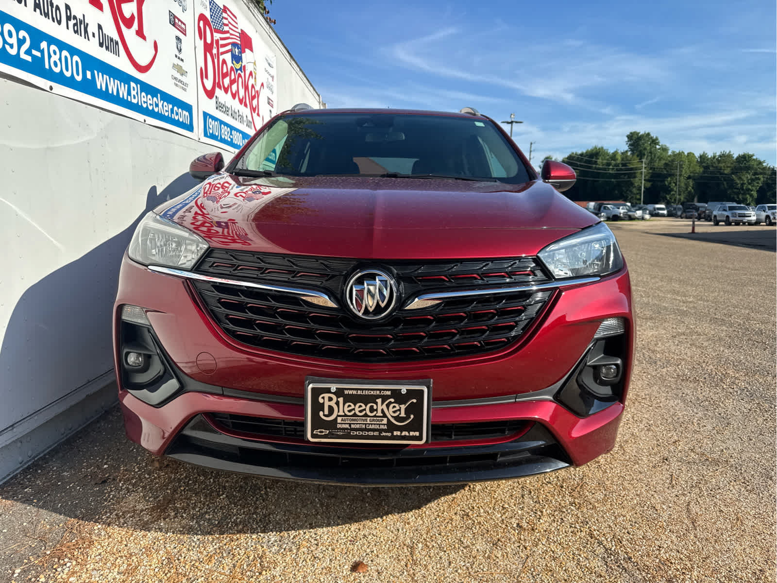Used 2022 Buick Encore GX Select w/ Sport Touring Package FWD image 5