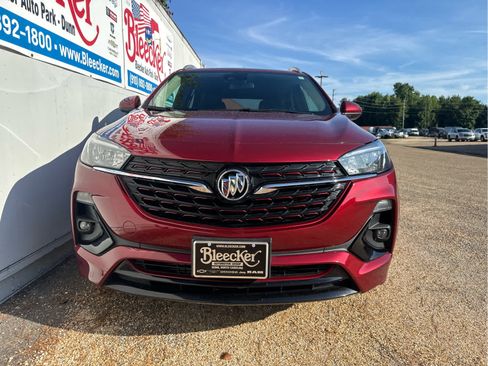 Used 2022 Buick Encore GX Select w/ Sport Touring Package FWD image 5