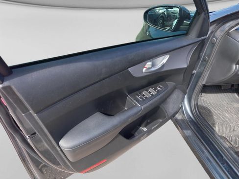 Used 2024 Kia Forte LXS FWD image 10