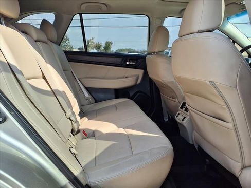 Used 2018 Subaru Outback 3.6R Limited image 13
