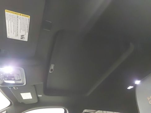 Used 2022 Chevrolet Silverado 1500 High Country w/ High Country Premium Package image 32