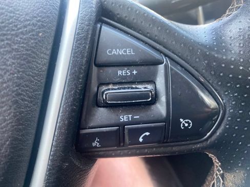 Used 2017 Nissan Maxima 3.5 SV FWD image 10
