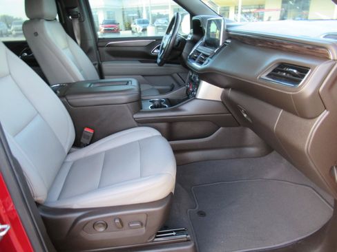 Used 2023 Chevrolet Tahoe LT RWD image 10