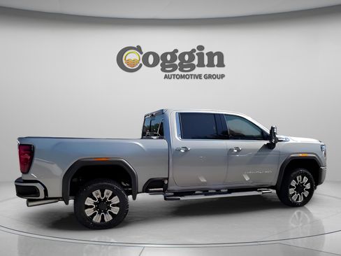 New 2026 GMC Sierra 3500 Denali w/ Technology Package image 10