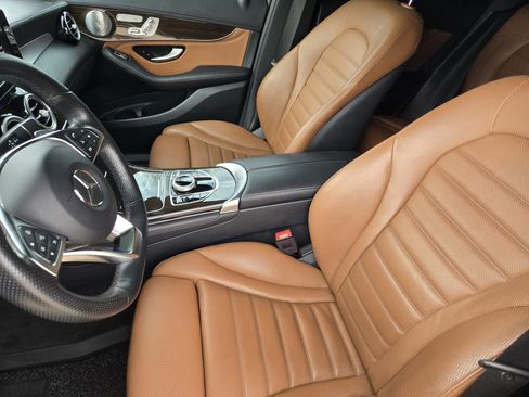 Used 2019 Mercedes-Benz GLC 43 AMG 4MATIC image 18