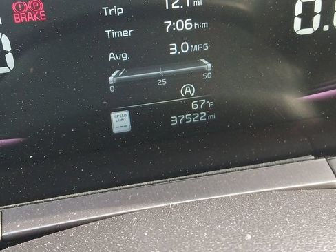 Used 2025 Kia Telluride S AWD/4WD image 18