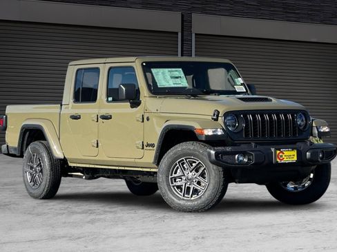 New 2026 Jeep Gladiator Sport AWD/4WD image 2