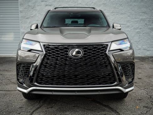 Used 2023 Lexus LX 600 F Sport w/ Accessory Package (Z1) image 4