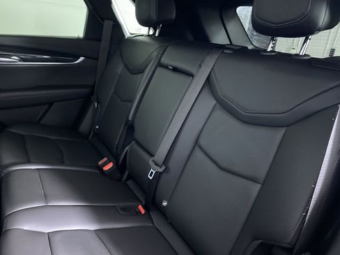 Certified 2023 Cadillac XT5 Premium Luxury w/ LPO, Floor Liner Package AWD/4WD image 28