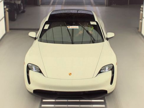 Used 2021 Porsche Taycan 4S AWD/4WD image 2