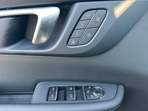 New 2026 Buick Enclave Sport Touring w/ Super Cruise Package image 24