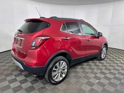 Used 2019 Buick Encore Preferred image 3